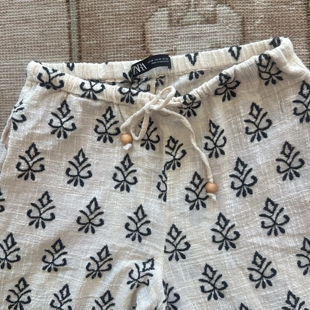 Zara Front Tie Pants Size XS (Shortened) - Picture 2 of 3